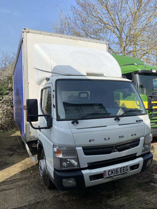 Mitsubishi Canter 7C18 7.5 Ton 18 ft Curtainsider - Тентованный грузовик: фото 1 Mitsubishi Canter 7C18 7.5 Ton 18 ft Curtainsider - Тентованный грузовик: фото 1