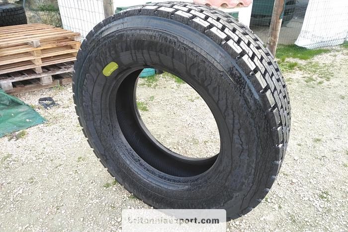315/70R22.5 retread | large quantities available - Шина: фото 2 315/70R22.5 retread | large quantities available - Шина: фото 2