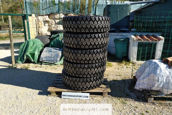 FACTORY Retread 285/70R19.5 Truck Tyres | Quarry Tread | Heavy-Duty  | Export Ready - Шина: фото 2 FACTORY Retread 285/70R19.5 Truck Tyres | Quarry Tread | Heavy-Duty  | Export Ready - Шина: фото 2