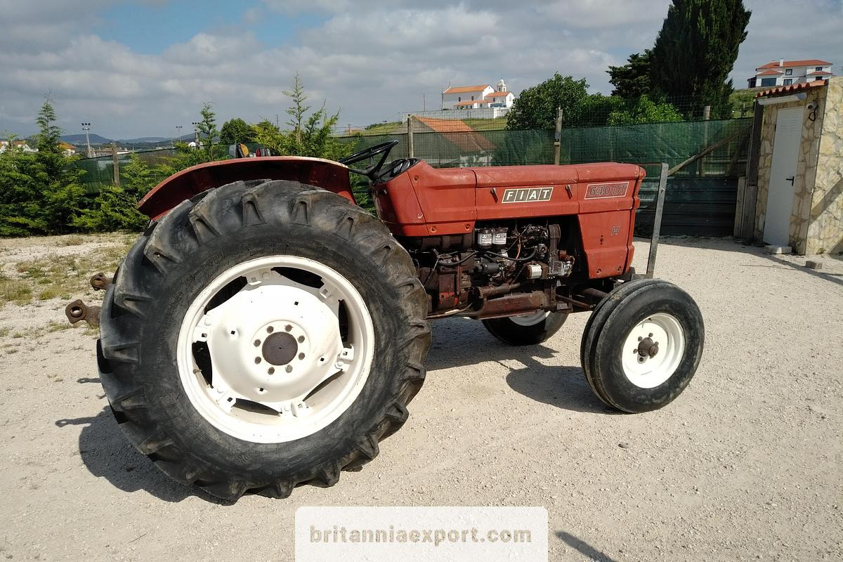 FIAT 640 Farm Tractor with Power Steering - Трактор: фото 4 FIAT 640 Farm Tractor with Power Steering - Трактор: фото 4