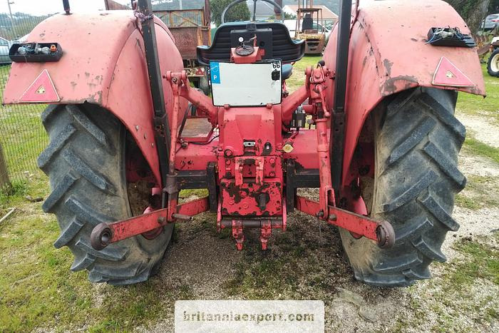INTERNATIONAL 523 Farm Tractor | 2.9 diesel | 3 cylinder | - Трактор: фото 4 INTERNATIONAL 523 Farm Tractor | 2.9 diesel | 3 cylinder | - Трактор: фото 4