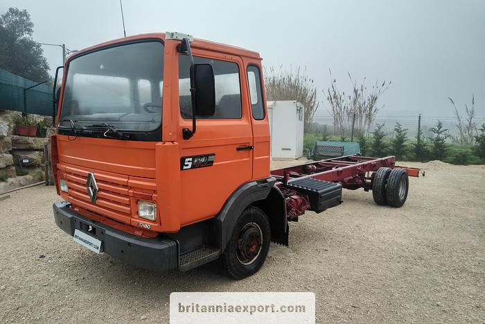 RENAULT Midliner S120 Turbo | Perkins 3.9 diesel engine | ZF manual - Грузовик-шасси: фото 1 RENAULT Midliner S120 Turbo | Perkins 3.9 diesel engine | ZF manual - Грузовик-шасси: фото 1