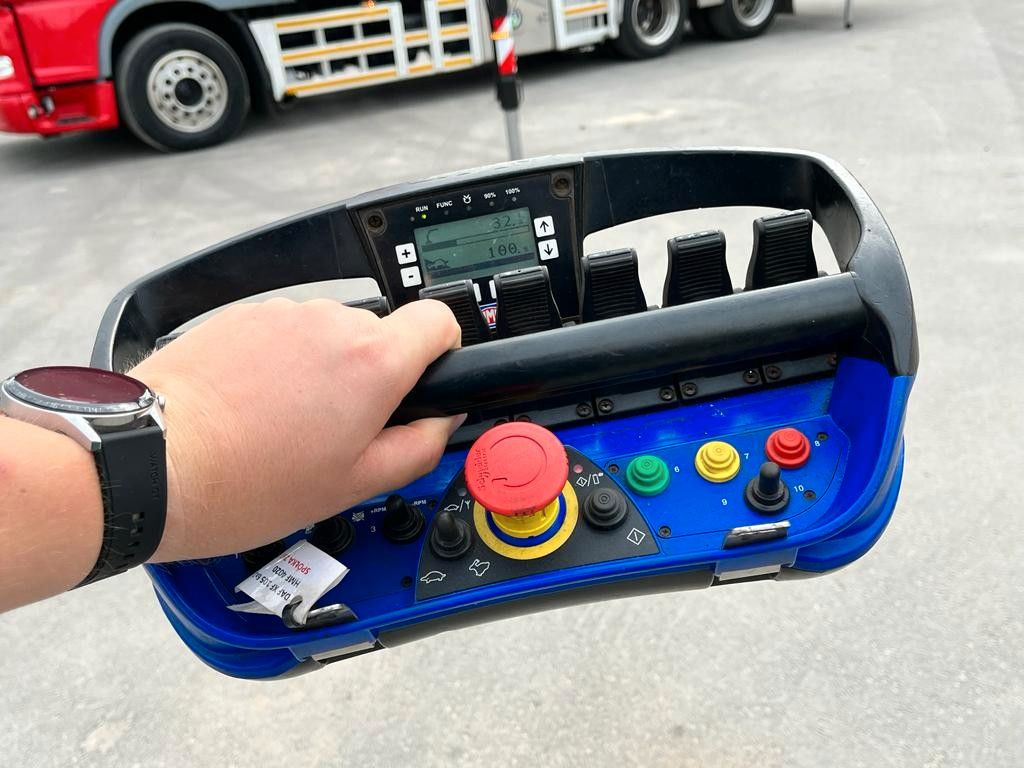 DAF XF 105 6x2 HMF 4020 EURO 5 KRAN CRANE . в лизинг DAF XF 105 6x2 HMF 4020 EURO 5 KRAN CRANE .: фото 11