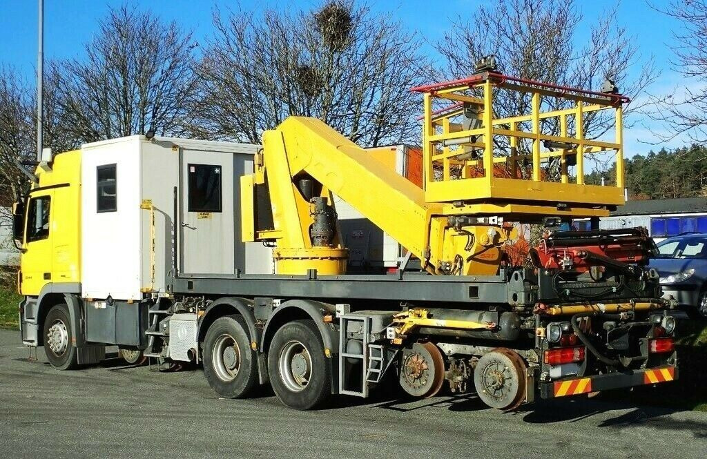 Грузовик с подъемником Mercedes-Benz 3344 SRT SCHÖRLING Road Rail Railway Zweiweg .: фото 8