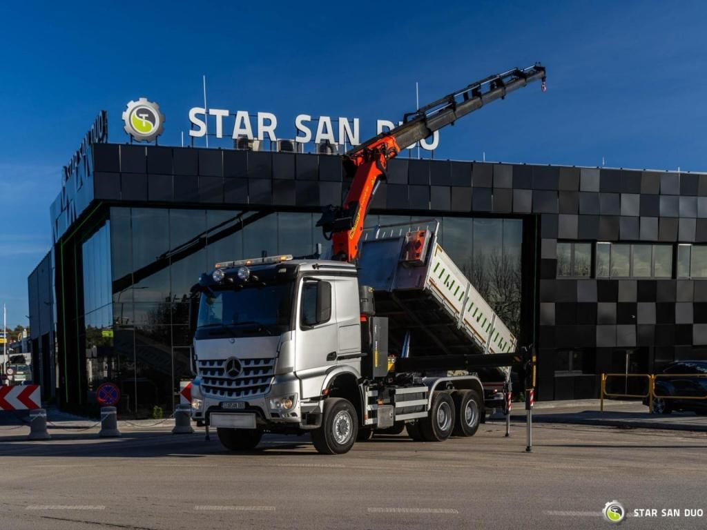 Mercedes-Benz AROCS 2651 6x6 PALFINGER PK 34002 CRANE KIPER - Самосвал: фото 4 Mercedes-Benz AROCS 2651 6x6 PALFINGER PK 34002 CRANE KIPER - Самосвал: фото 4