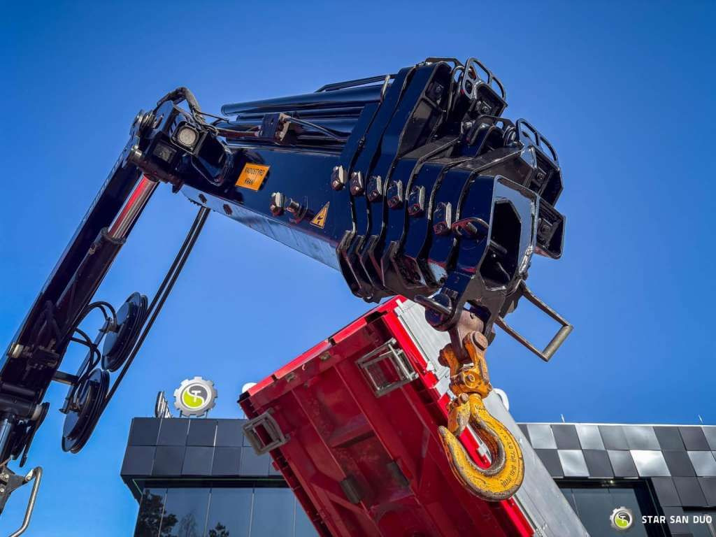 Новый Автоманипулятор Mercedes-Benz  AROCS 3358L 6x4 HIAB 192X-HIPRO E-6 Crane Kippe: фото 12