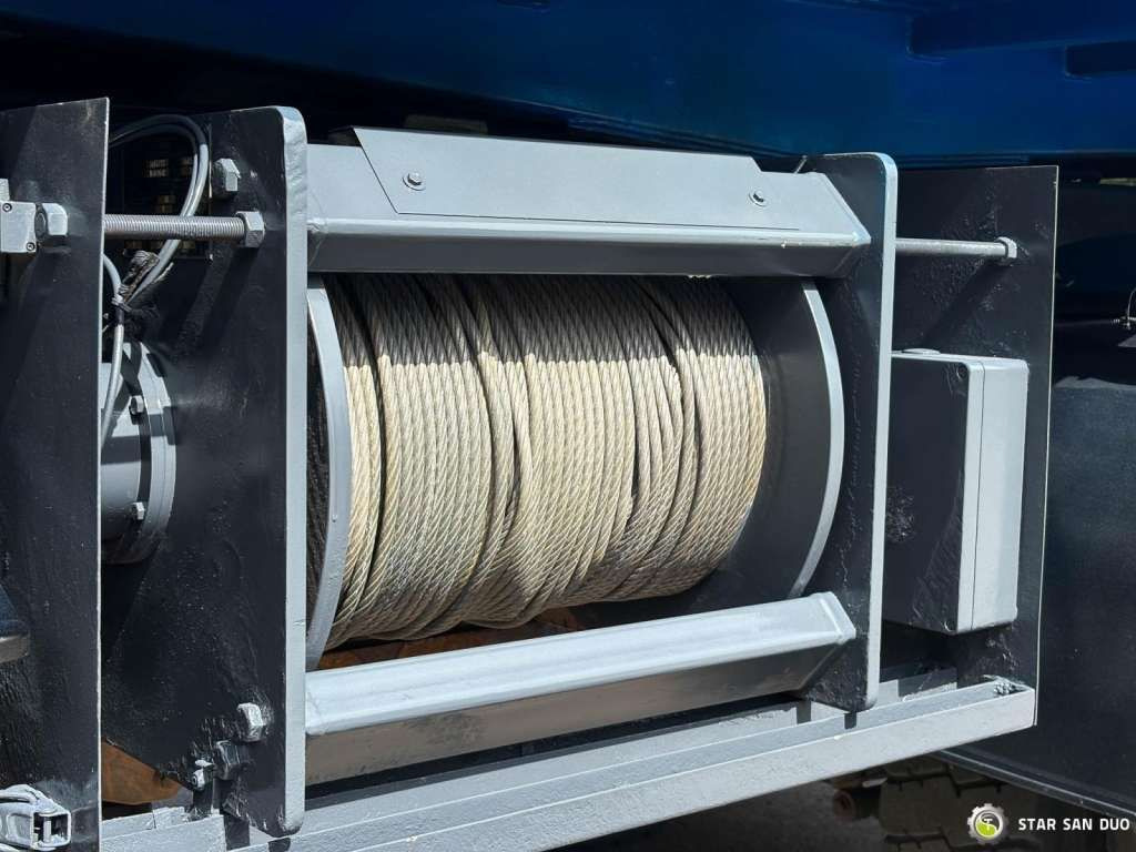 Mercedes-Benz  AXOR 1833 4x4 Palfinger PK 22002 EH Crane Winch в лизинг Mercedes-Benz  AXOR 1833 4x4 Palfinger PK 22002 EH Crane Winch: фото 27