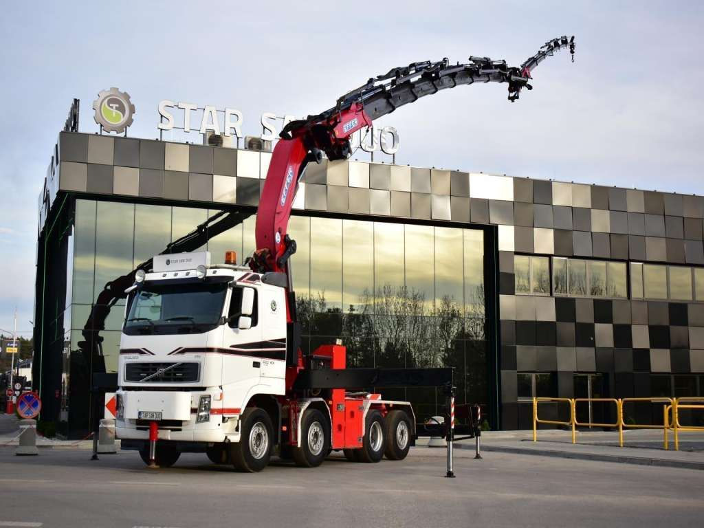 Volvo FH 520 8x2 EFFER 850 Fly Jib Winch 5th - Тягач: фото 1 Volvo FH 520 8x2 EFFER 850 Fly Jib Winch 5th - Тягач: фото 1