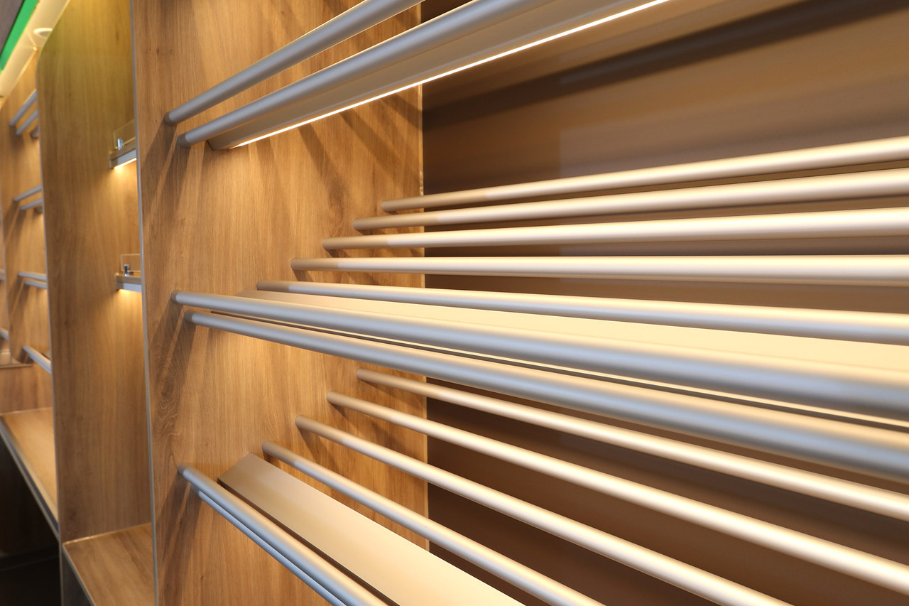 Verkaufsanhänger BORCO HÖHNS - Торговый прицеп: фото 2 Verkaufsanhänger BORCO HÖHNS - Торговый прицеп: фото 2