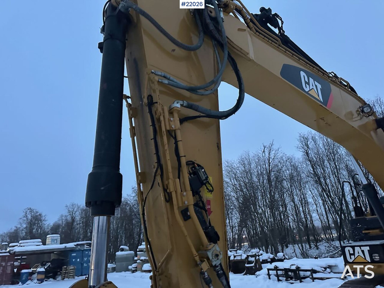 CAT 324E - Гусеничный экскаватор: фото 5 CAT 324E - Гусеничный экскаватор: фото 5