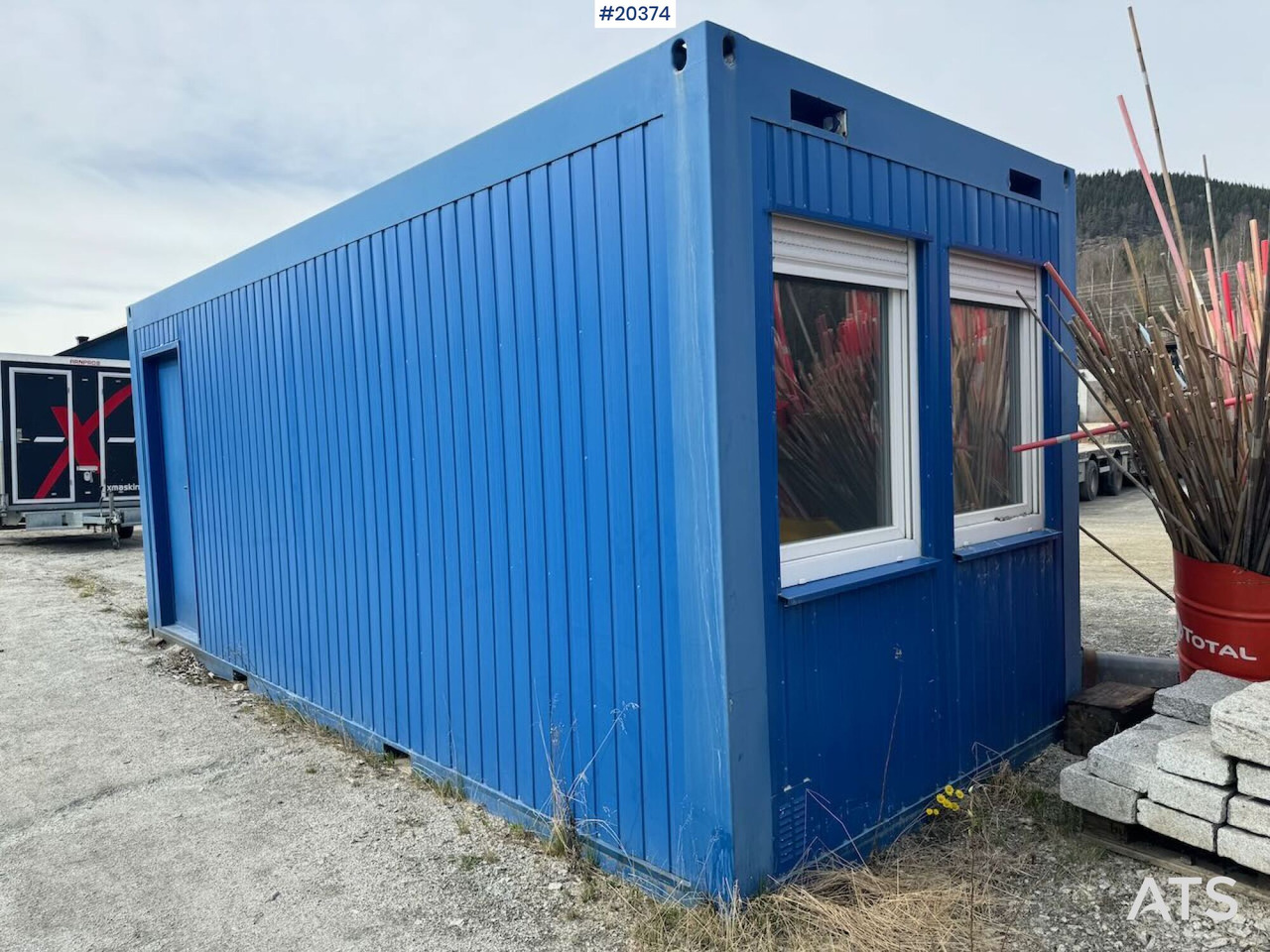 Containerbrakke med tre innganger - Жилой контейнер: фото 2 Containerbrakke med tre innganger - Жилой контейнер: фото 2