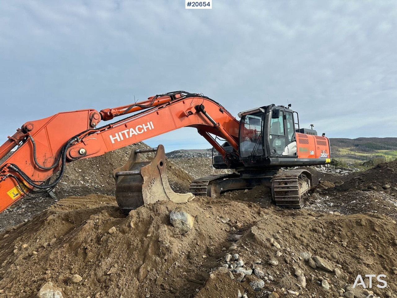Hitachi ZX350LC-6 - Экскаватор: фото 2 Hitachi ZX350LC-6 - Экскаватор: фото 2