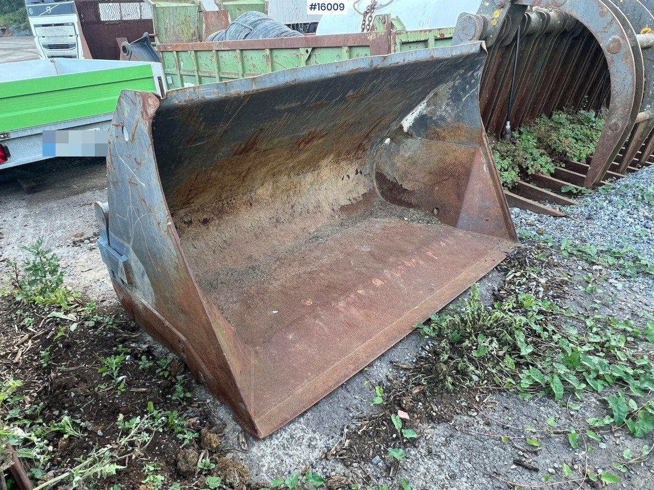 Hjullasterskuffe m/ liten BM feste - Ковш для погрузчика для Строительной техники: фото 1 Hjullasterskuffe m/ liten BM feste - Ковш для погрузчика для Строительной техники: фото 1