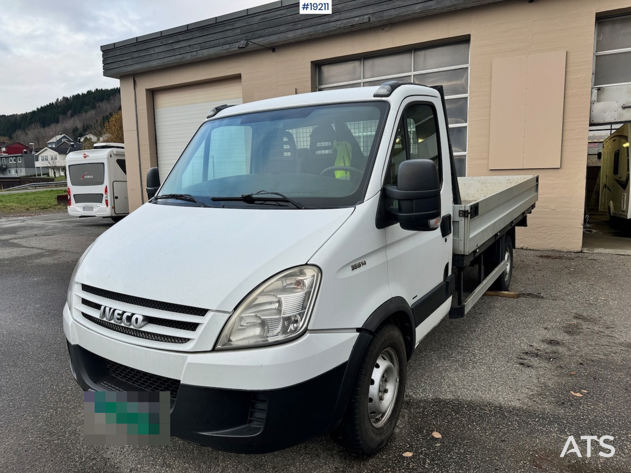 Iveco 35S14 - Грузовик бортовой/ Платформа: фото 1 Iveco 35S14 - Грузовик бортовой/ Платформа: фото 1