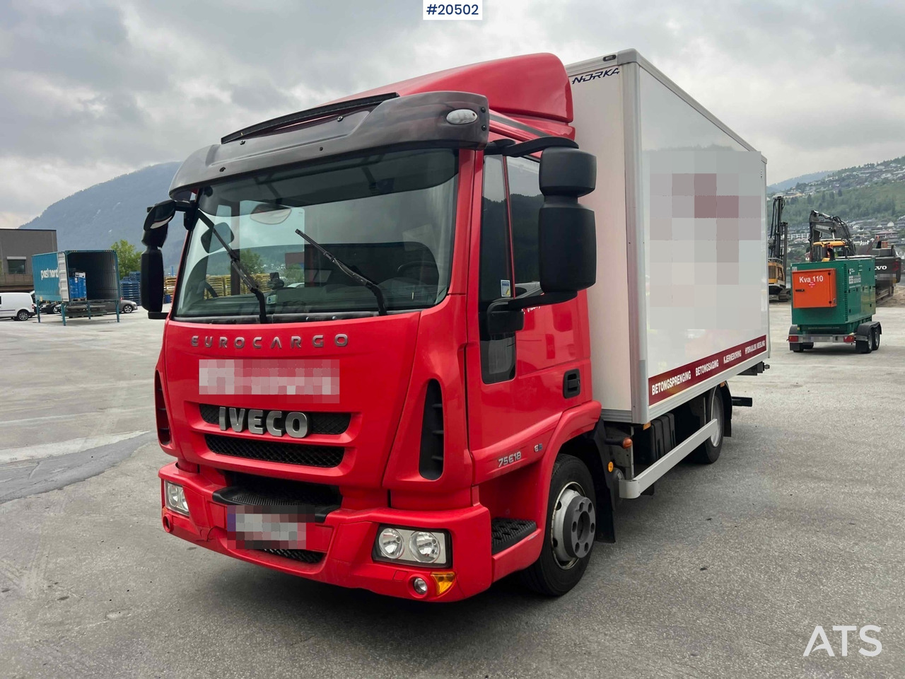 Iveco Eurocargo 75E18 - Грузовик с закрытым кузовом: фото 1 Iveco Eurocargo 75E18 - Грузовик с закрытым кузовом: фото 1