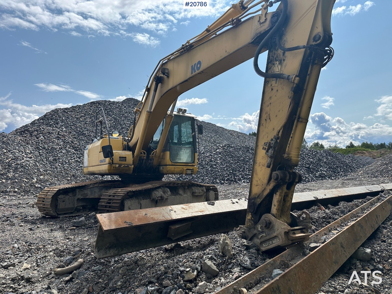 Гусеничный экскаватор Komatsu PC210LC-8: фото 9
