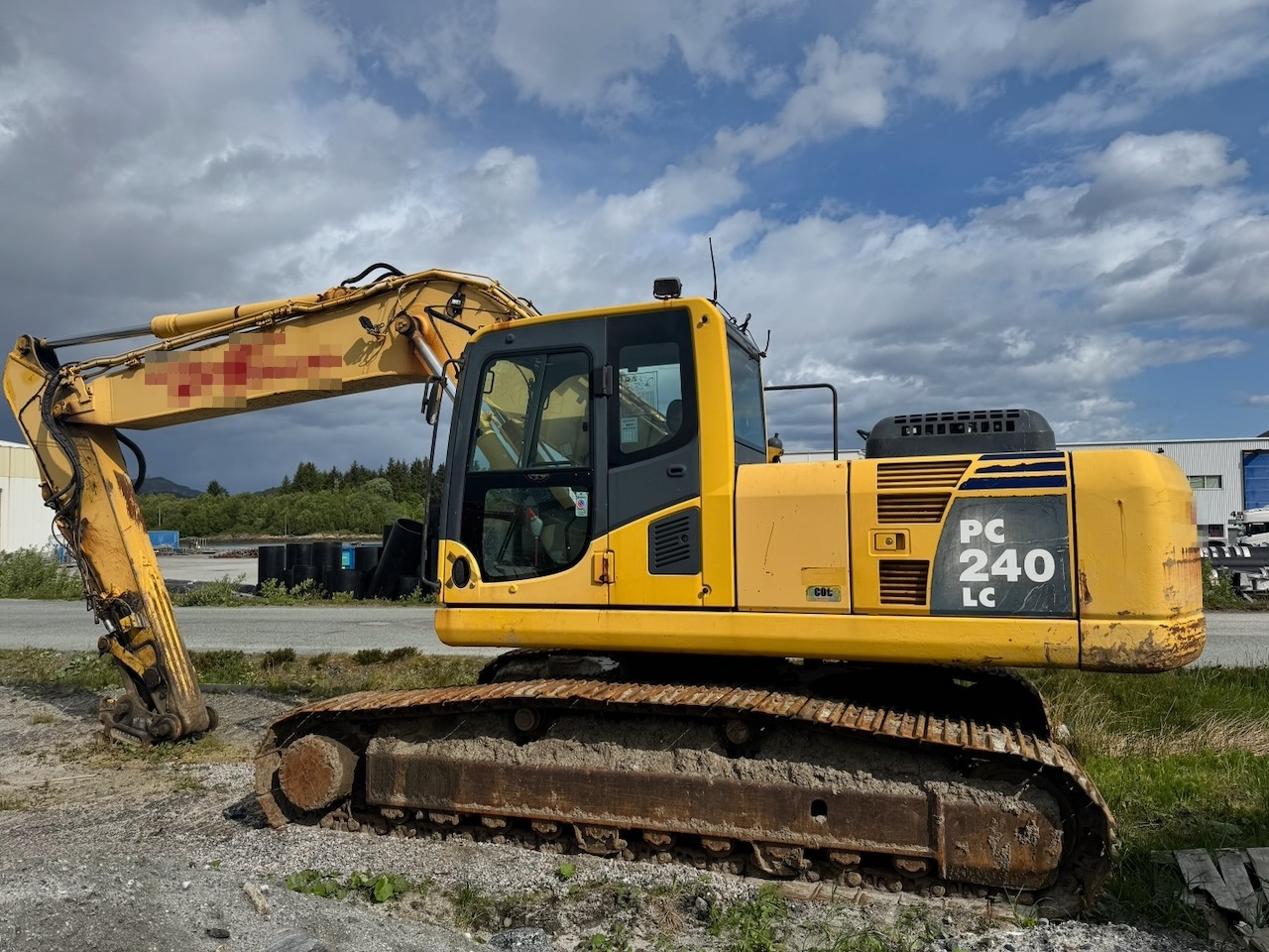 Komatsu PC240LC-8 - Гусеничный экскаватор: фото 3 Komatsu PC240LC-8 - Гусеничный экскаватор: фото 3