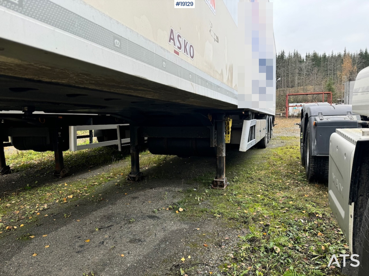 Krone Thermotrall m/ Kjøttheng - Полуприцеп-рефрижератор: фото 4 Krone Thermotrall m/ Kjøttheng - Полуприцеп-рефрижератор: фото 4