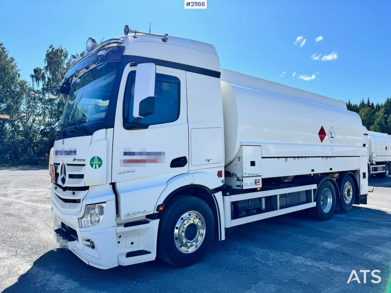 Mercedes Actros 2553 - Грузовик-цистерна: фото 2 Mercedes Actros 2553 - Грузовик-цистерна: фото 2