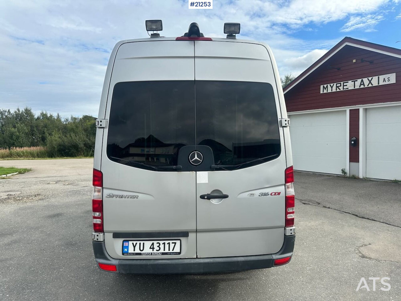 Mercedes Sprinter - Микроавтобус, Пассажирский фургон: фото 5 Mercedes Sprinter - Микроавтобус, Пассажирский фургон: фото 5