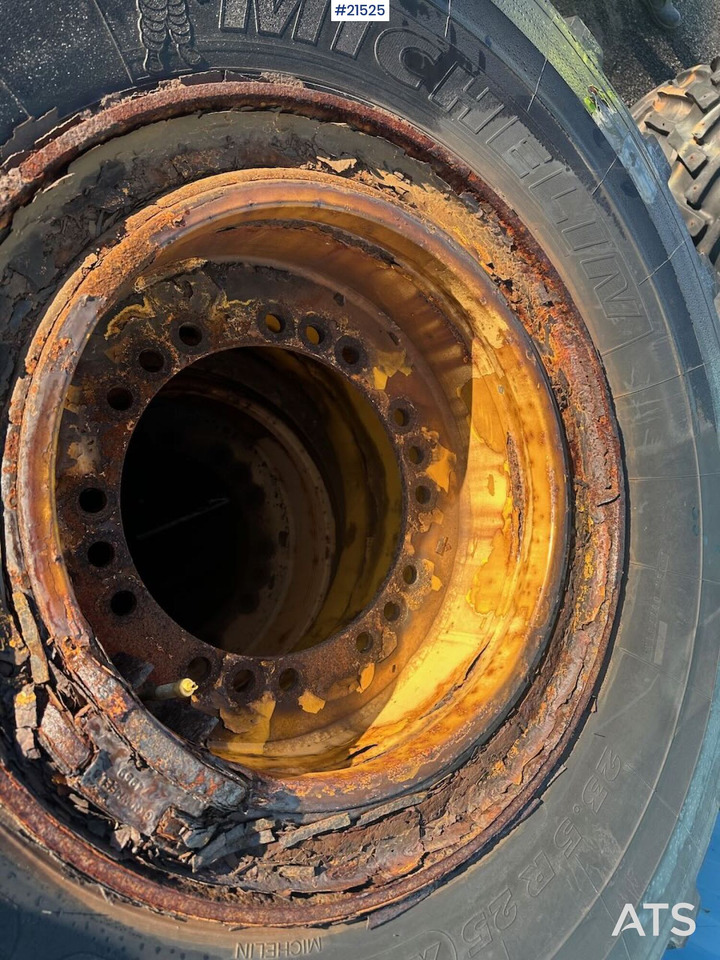 Michelin hjullaster dekk til Volvo L110 - Колесо для Строительной техники: фото 4 Michelin hjullaster dekk til Volvo L110 - Колесо для Строительной техники: фото 4