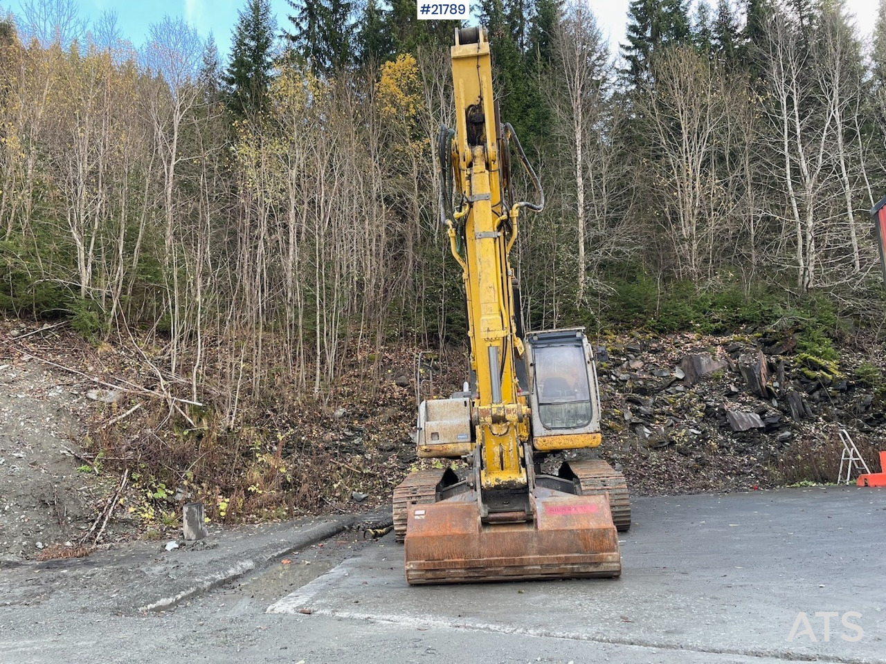 New Holland E265 med graveskuffe - Гусеничный экскаватор: фото 3 New Holland E265 med graveskuffe - Гусеничный экскаватор: фото 3