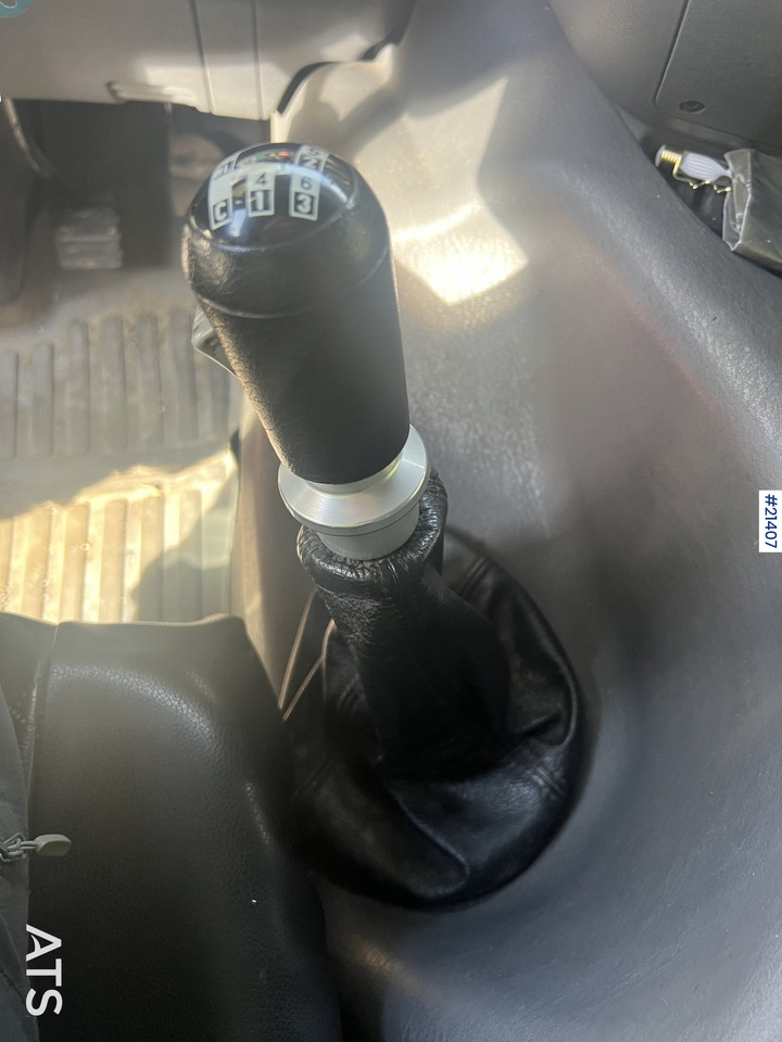 Самосвал Scania P124G: фото 34