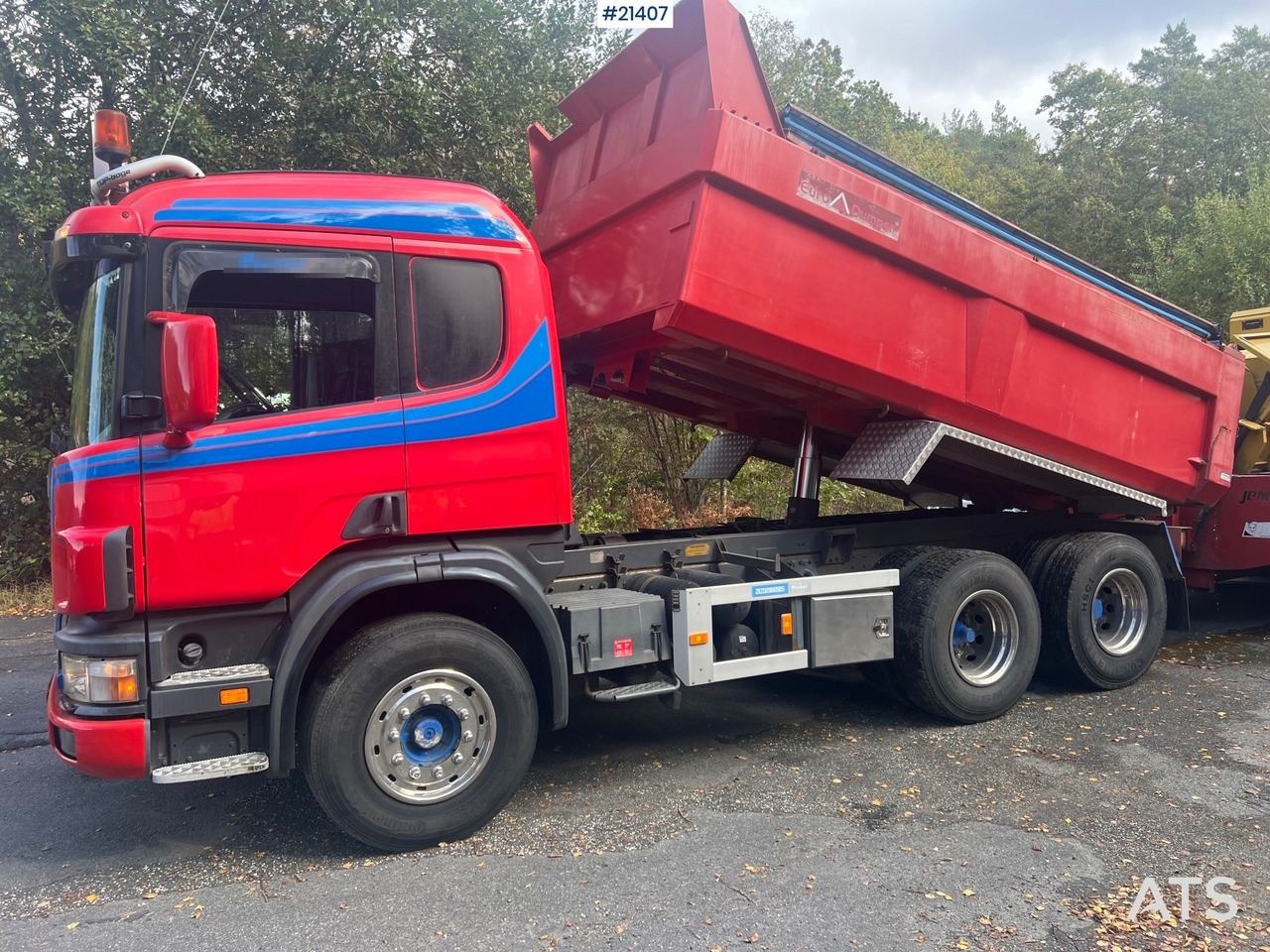 Самосвал Scania P124G: фото 12