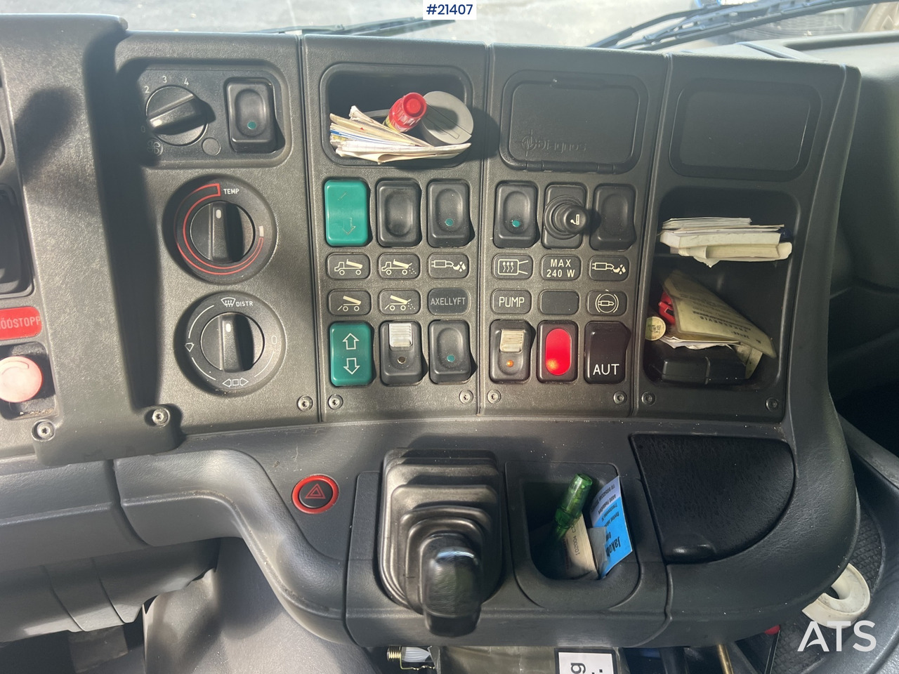 Самосвал Scania P124G: фото 33