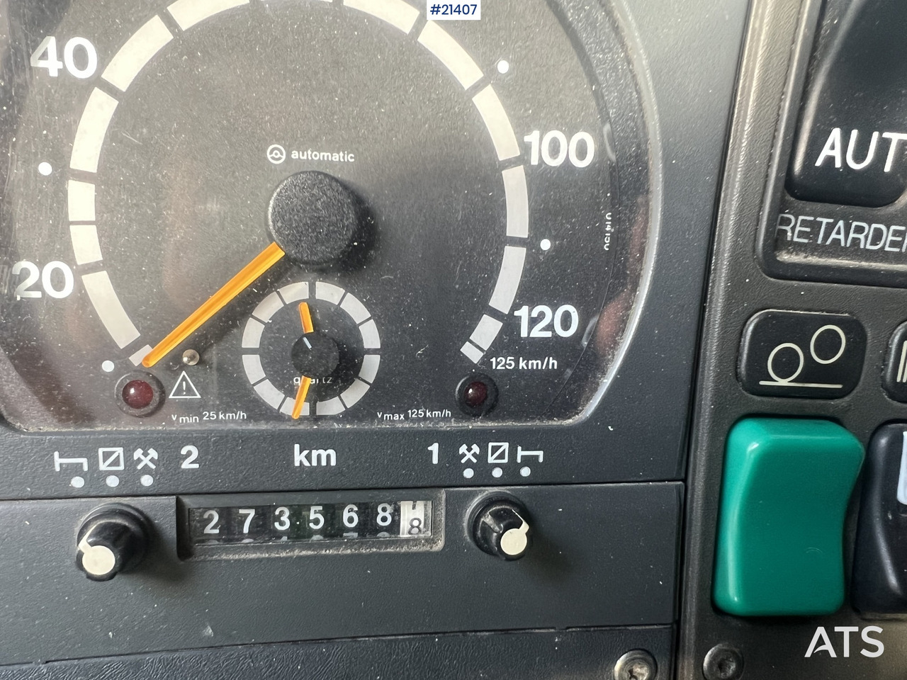 Самосвал Scania P124G: фото 32