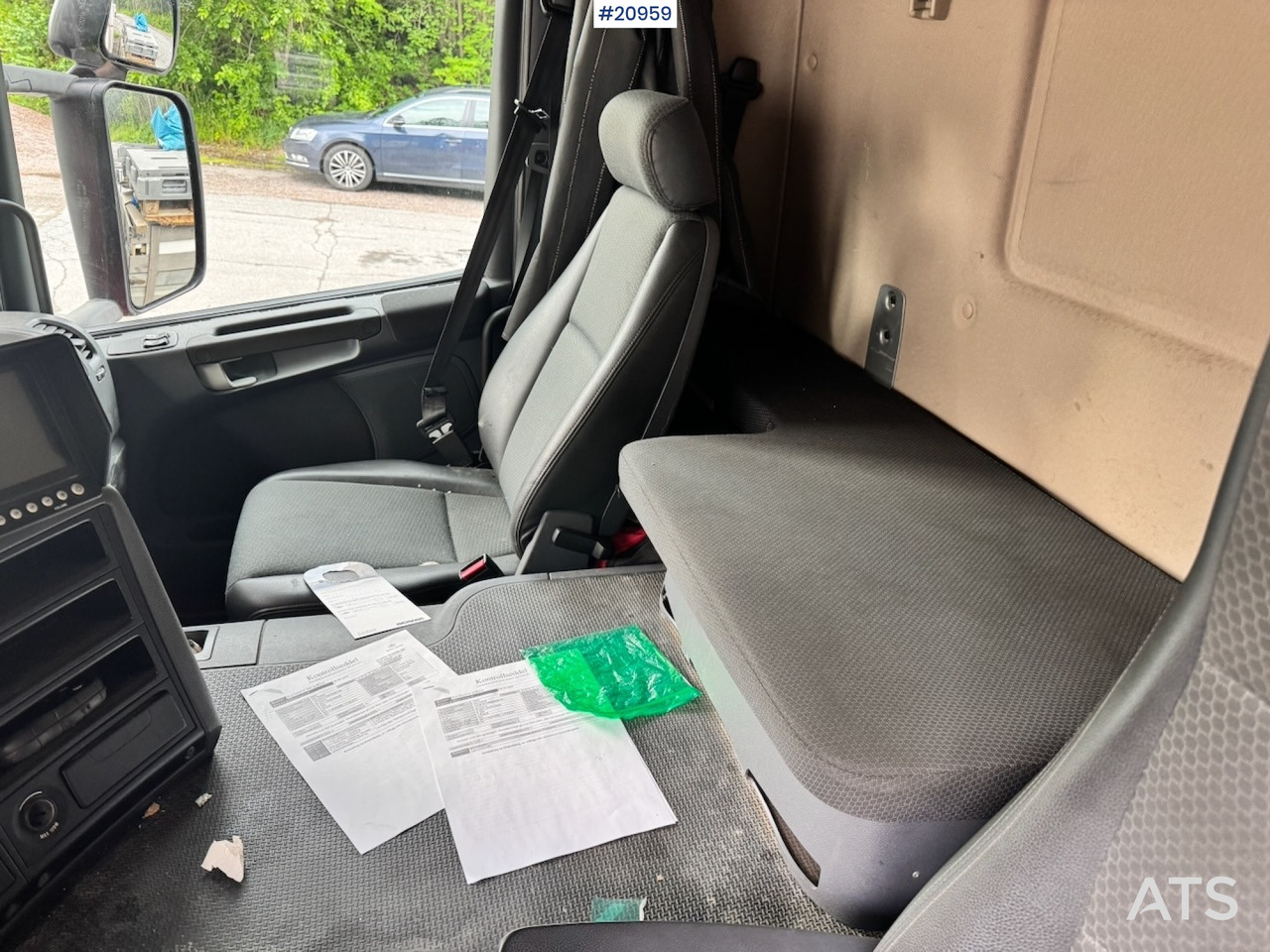 Грузовик с закрытым кузовом Scania P280: фото 23