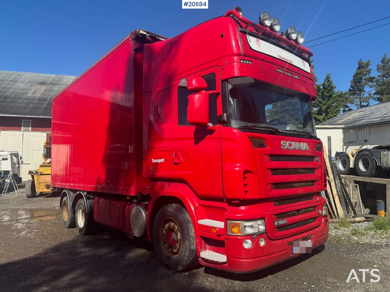 Scania R560 - Грузовик с закрытым кузовом: фото 1 Scania R560 - Грузовик с закрытым кузовом: фото 1
