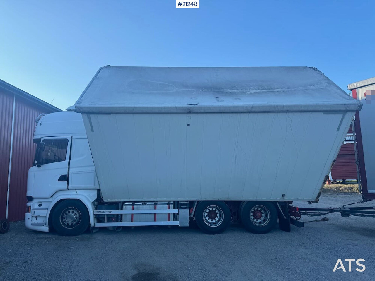Грузовик с закрытым кузовом Scania R580: фото 9