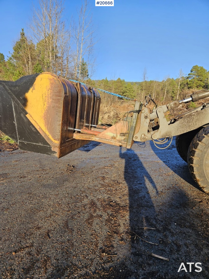 Skuffe Høytipp skuffe til Hjullaster. 5,8m3. - Ковш для погрузчика для Строительной техники: фото 3 Skuffe Høytipp skuffe til Hjullaster. 5,8m3. - Ковш для погрузчика для Строительной техники: фото 3