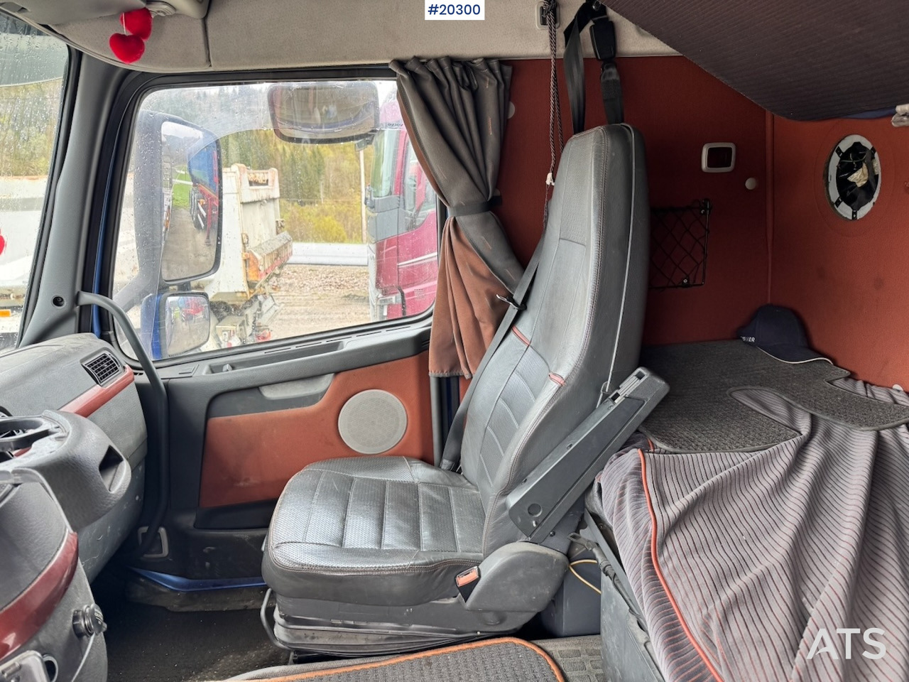 Тягач Volvo FH16: фото 28