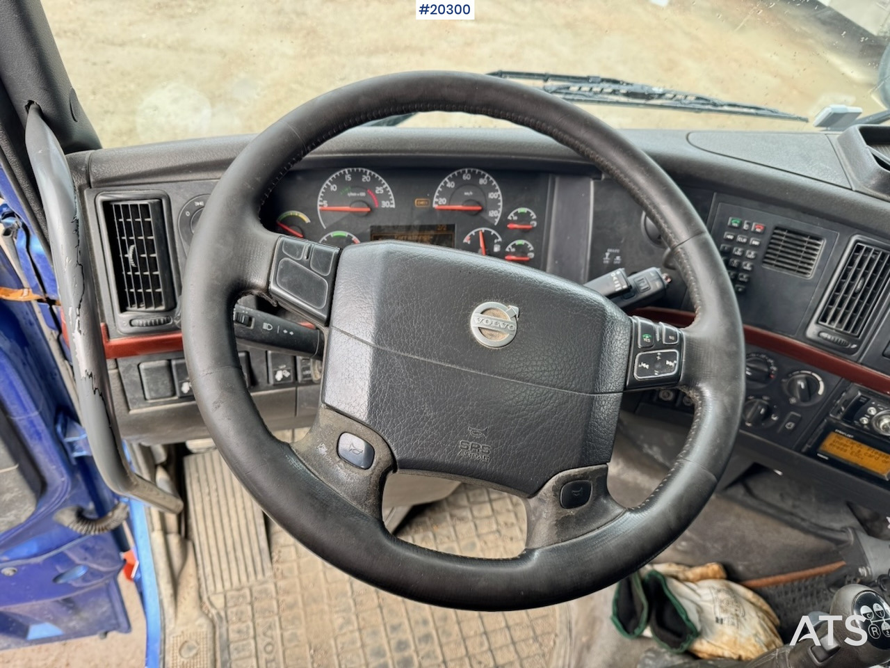Тягач Volvo FH16: фото 25