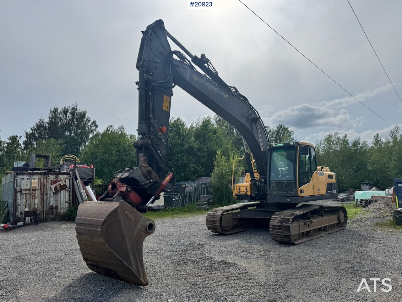 Volvo EC220DL - Гусеничный экскаватор: фото 1 Volvo EC220DL - Гусеничный экскаватор: фото 1