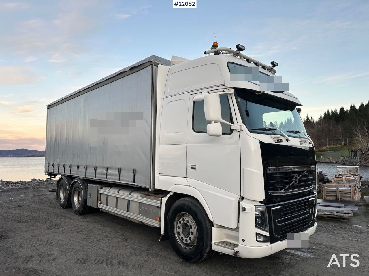 Volvo FH16 700 - Грузовик с закрытым кузовом: фото 2 Volvo FH16 700 - Грузовик с закрытым кузовом: фото 2