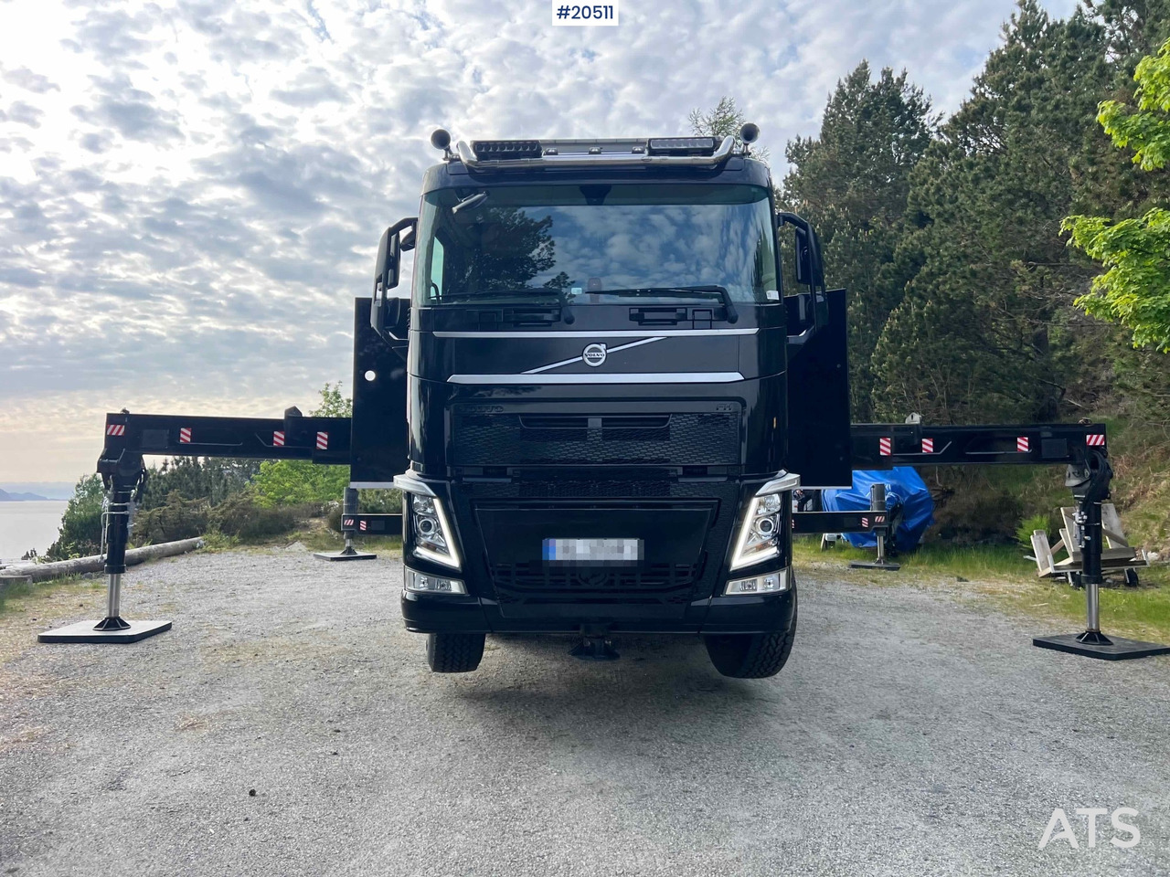 Автоманипулятор Volvo FH540: фото 13