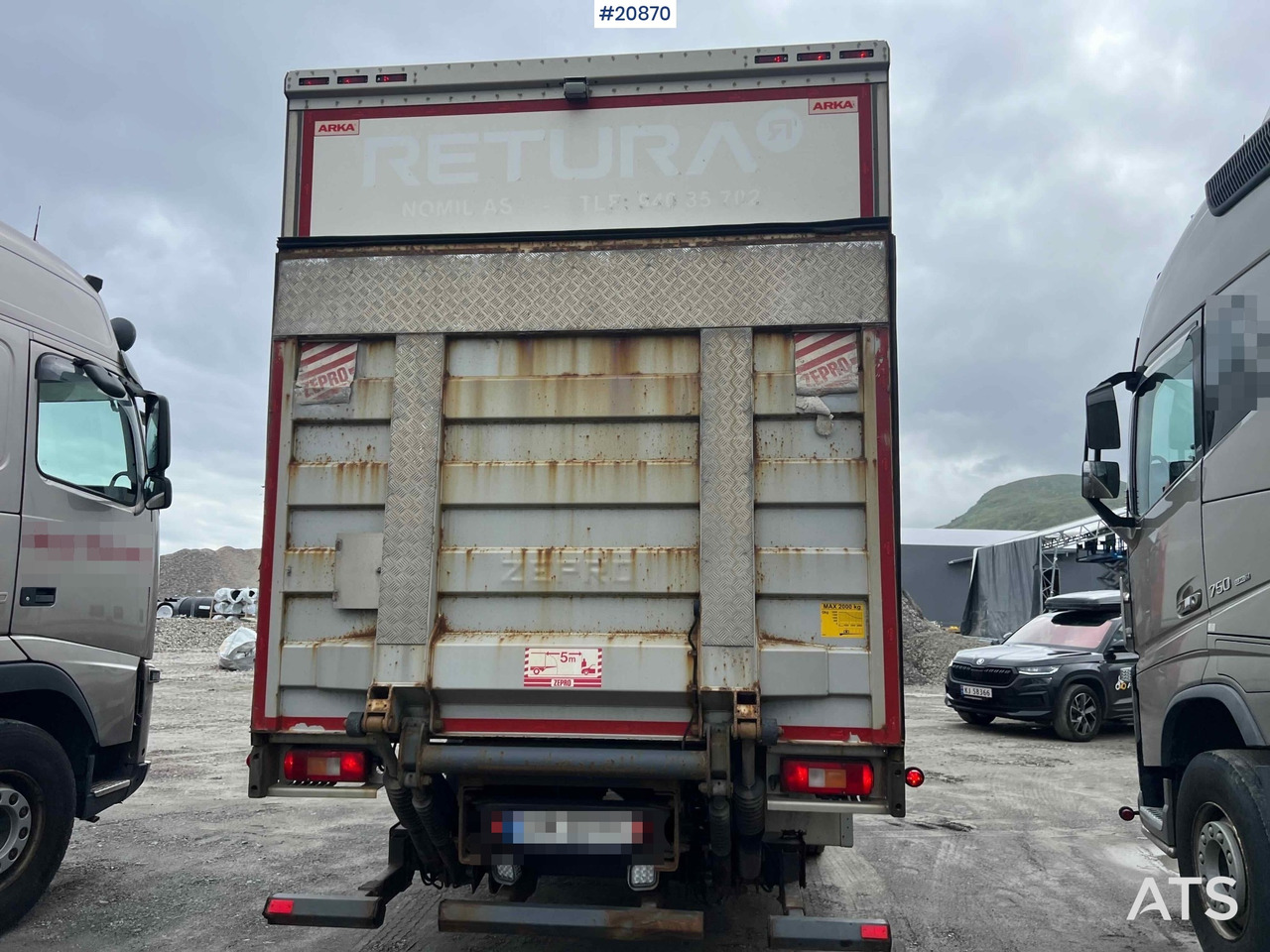 Грузовик с закрытым кузовом Volvo FM 330: фото 9