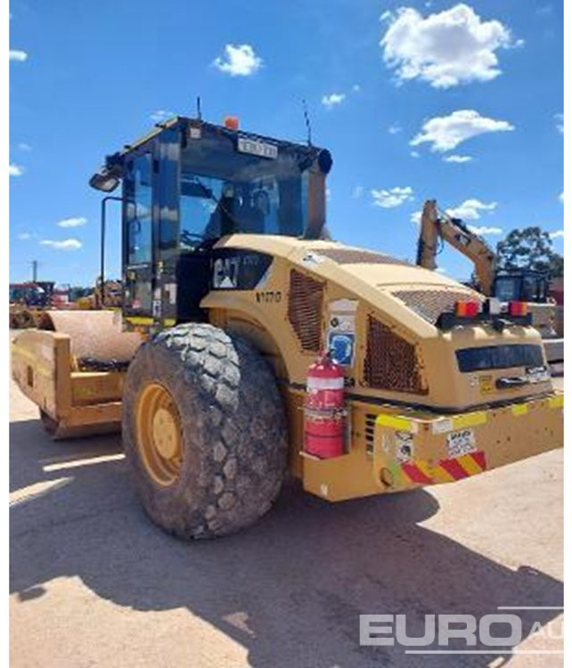 2012 CAT CP76XT - Каток: фото 2 2012 CAT CP76XT - Каток: фото 2