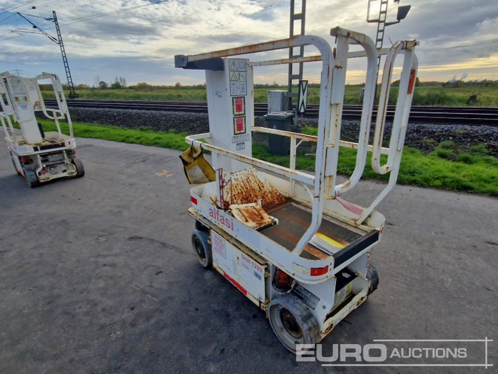 2013 JLG 1230ES - Вертикальный мачтовый подъемник: фото 4 2013 JLG 1230ES - Вертикальный мачтовый подъемник: фото 4