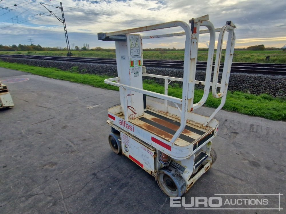 2013 JLG 1230ES - Вертикальный мачтовый подъемник: фото 2 2013 JLG 1230ES - Вертикальный мачтовый подъемник: фото 2