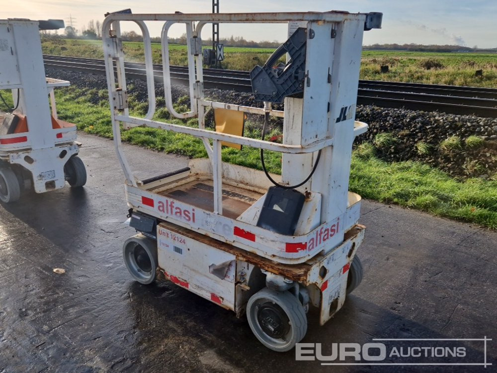 2013 JLG 1230ES - Вертикальный мачтовый подъемник: фото 3 2013 JLG 1230ES - Вертикальный мачтовый подъемник: фото 3