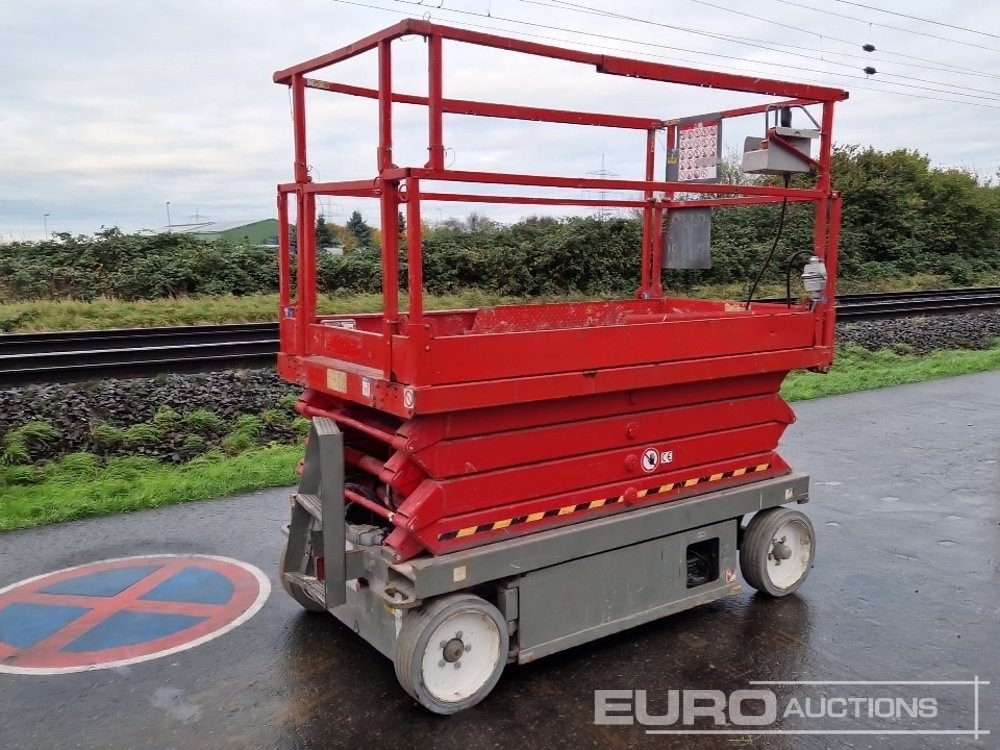 2013 SkyJack SJIII-4626 - Ножничный подъемник: фото 1 2013 SkyJack SJIII-4626 - Ножничный подъемник: фото 1