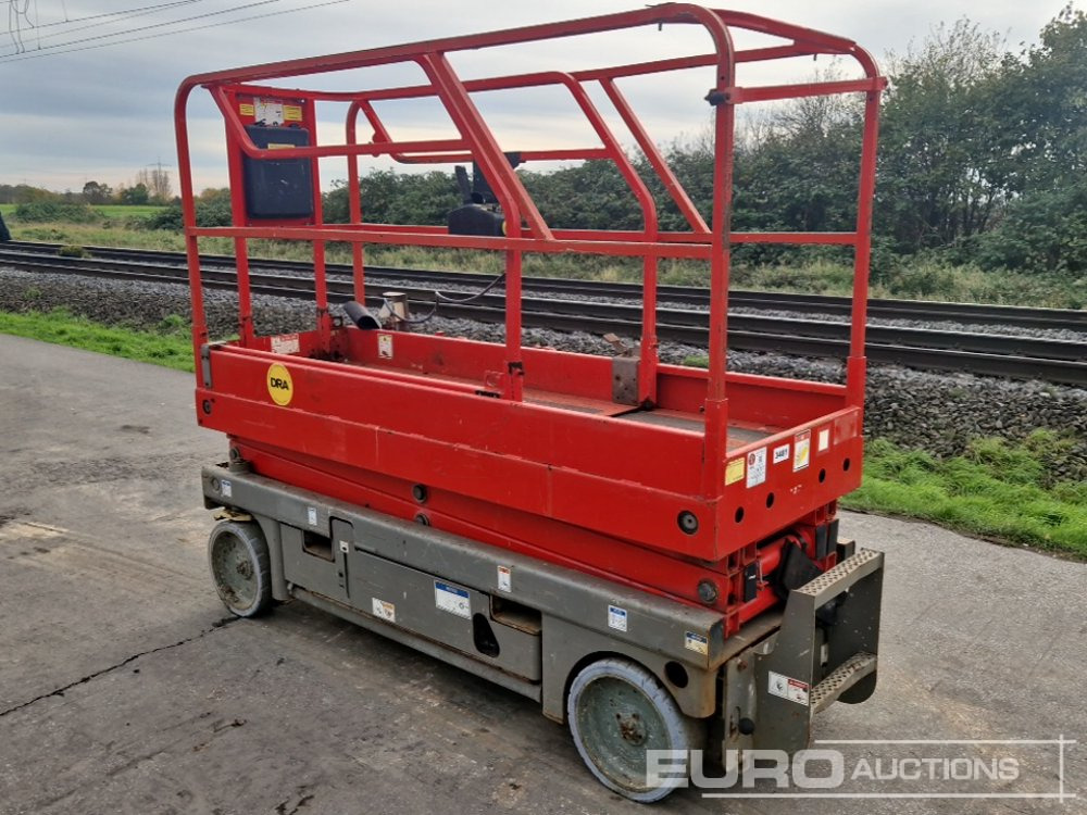 2016 Haulotte Compact 8 - Ножничный подъемник: фото 3 2016 Haulotte Compact 8 - Ножничный подъемник: фото 3