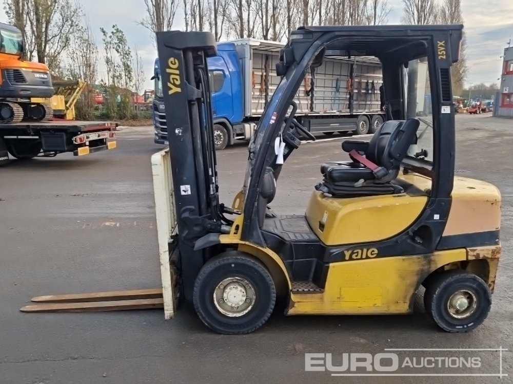 2016 Yale GDP25VX - Вилочный погрузчик: фото 2 2016 Yale GDP25VX - Вилочный погрузчик: фото 2