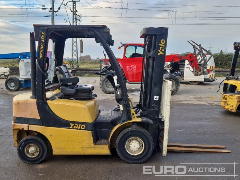 2016 Yale GDP25VX - Вилочный погрузчик: фото 5 2016 Yale GDP25VX - Вилочный погрузчик: фото 5