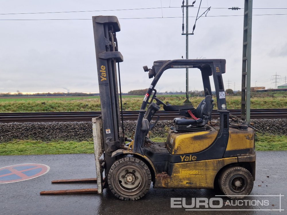 2016 Yale GLP25VX - Вилочный погрузчик: фото 2 2016 Yale GLP25VX - Вилочный погрузчик: фото 2