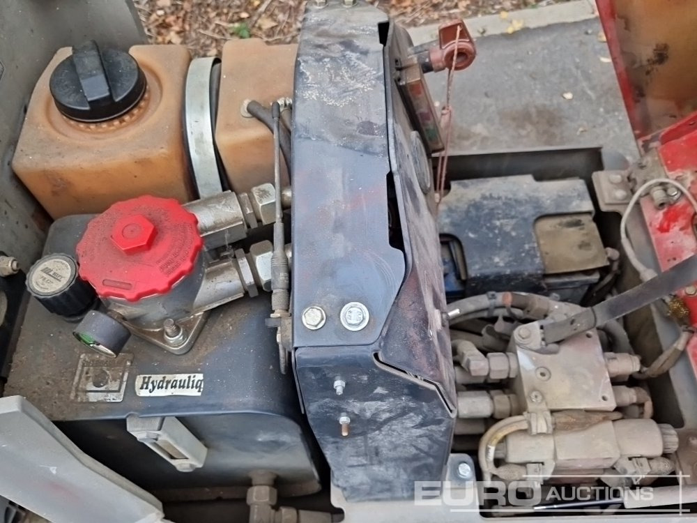 Асфальтоукладочная техника 2017 Bomag BMP8500: фото 12